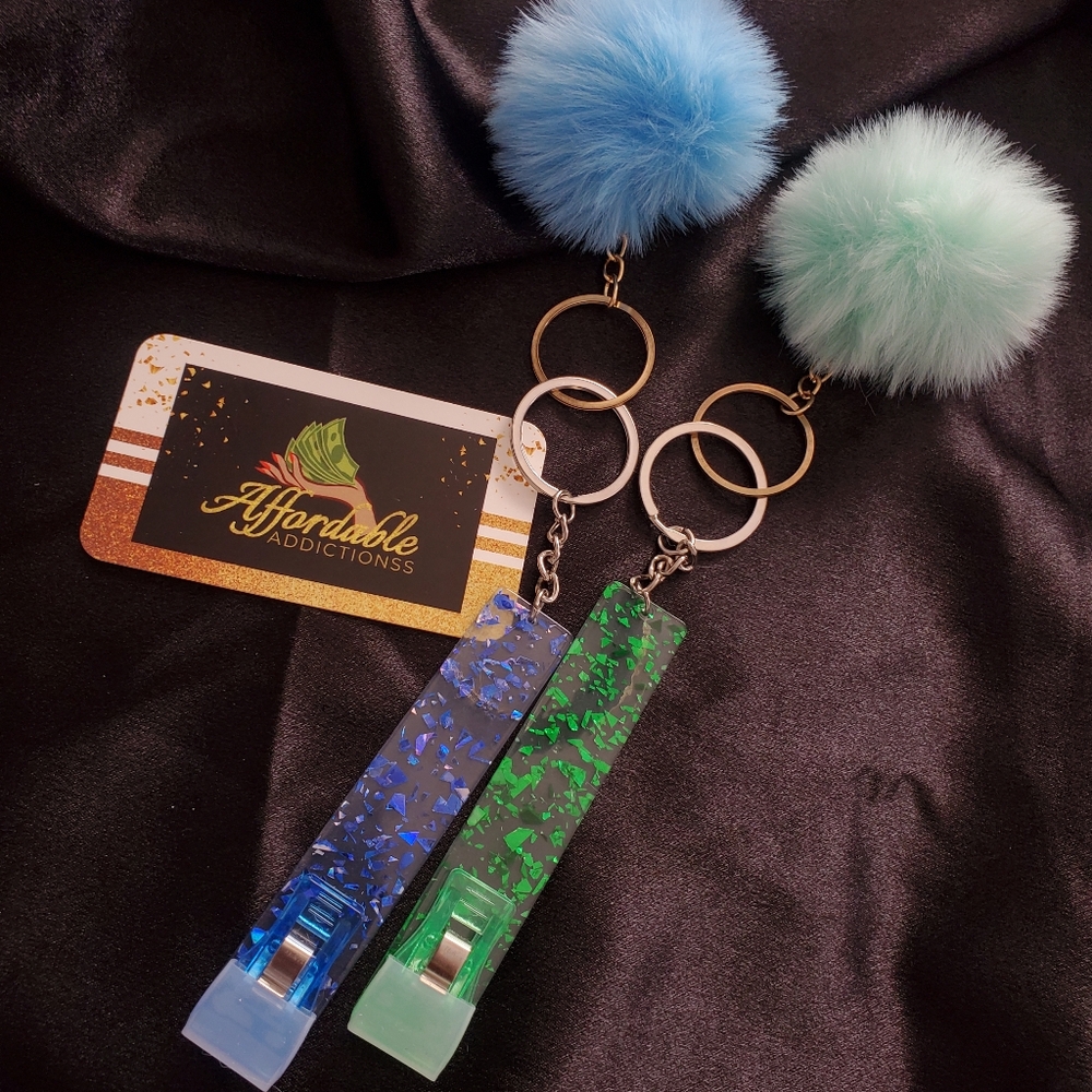Card Grabber Pom Pom Keychain
